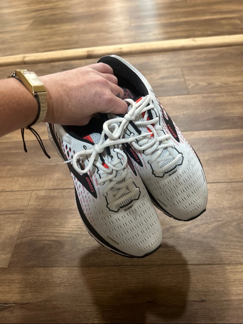 Brooks Women’s White/Black/Red Performance Running Shoes